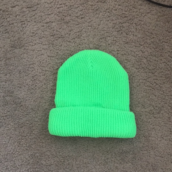 💚 green ski mask / robber mask 💚 - Picture 3 of 3